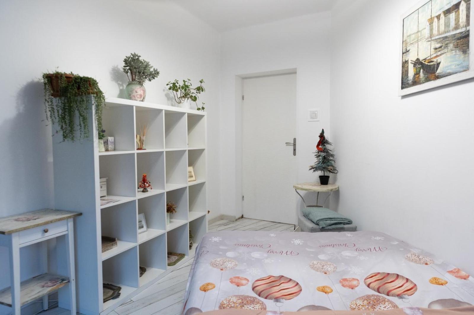 Vintage Apartament Ultracentral Крайова Екстер'єр фото